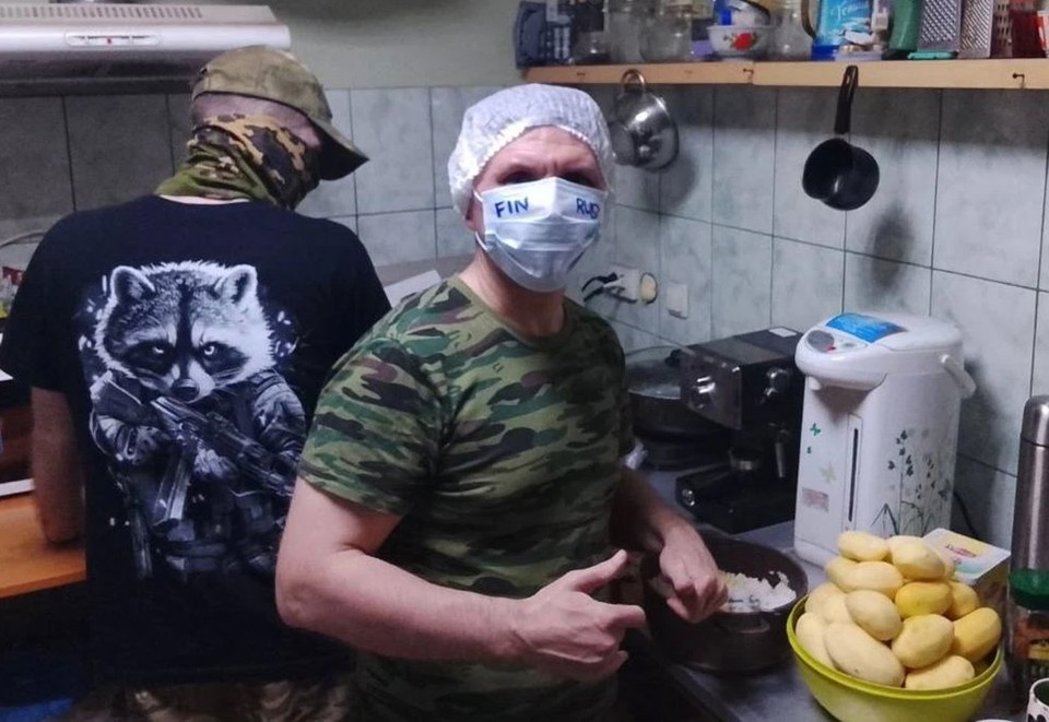    В ДНР Кости приехал с другими иностранными журналистами в 2022 году Личный архив