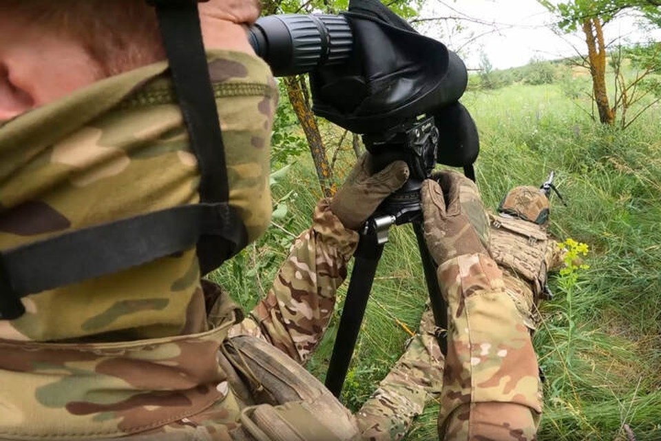    Снайперская пара работает по боевикам ВСУ. Фото: Минобороны РФ