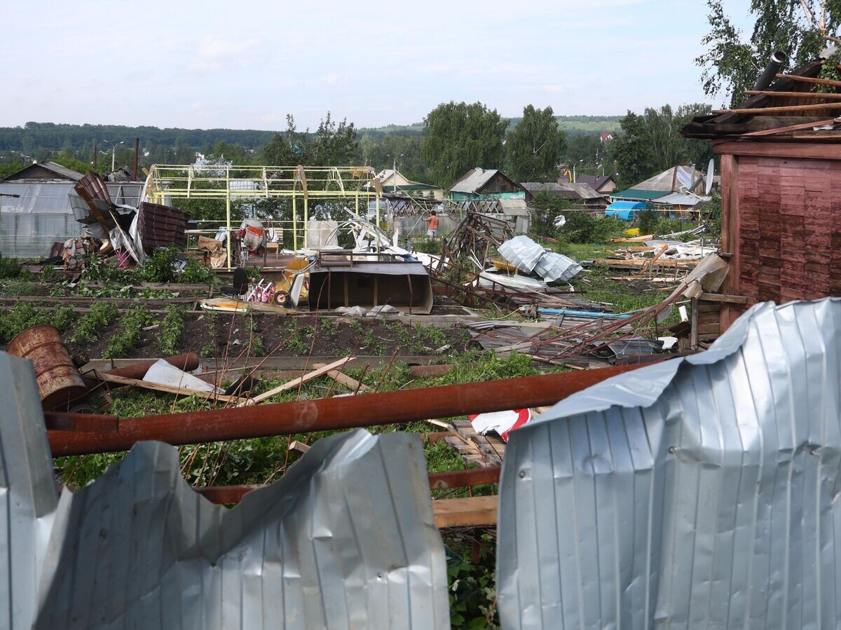    Последствия смерча в Свердловской области | © РИА Новости