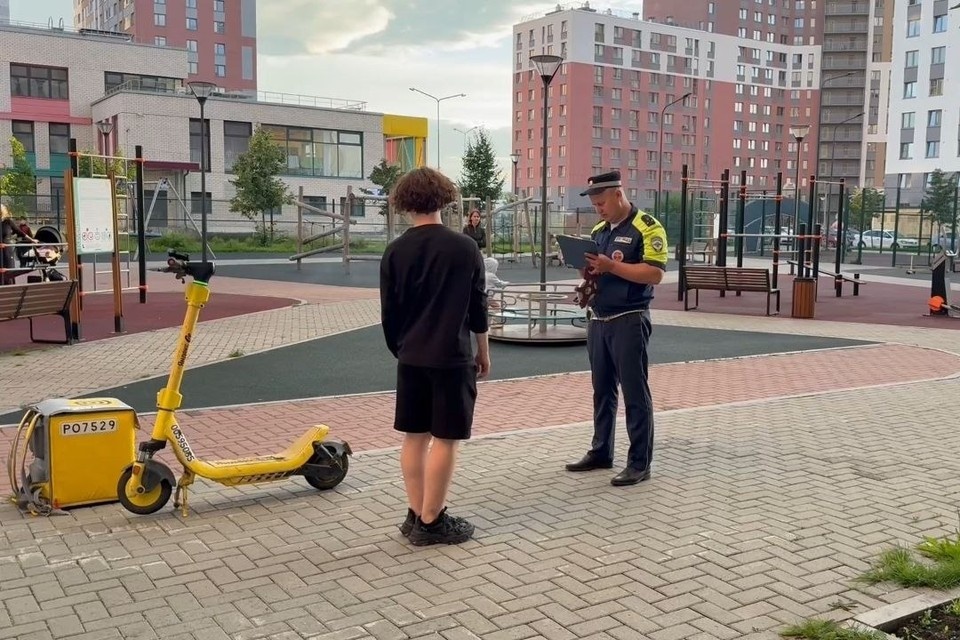    19-летний парень на электросамокате сбил 2-летнего ребенка. Фото: Госавтоинспекция Екатеринбурга