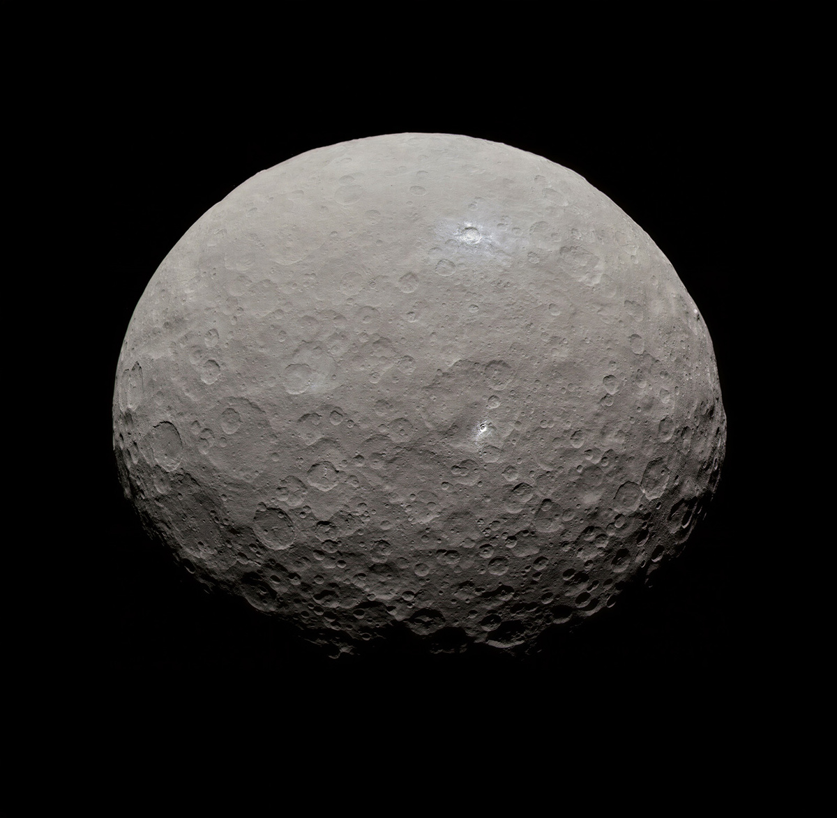 Снимок Цереры в естественном цвете / NASA 