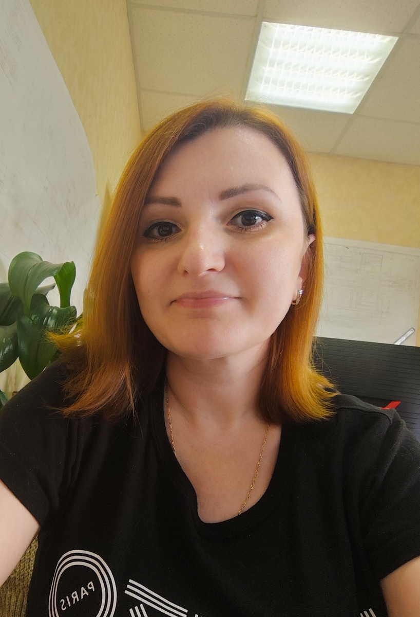Улыбаюсь, хотя не хоца..