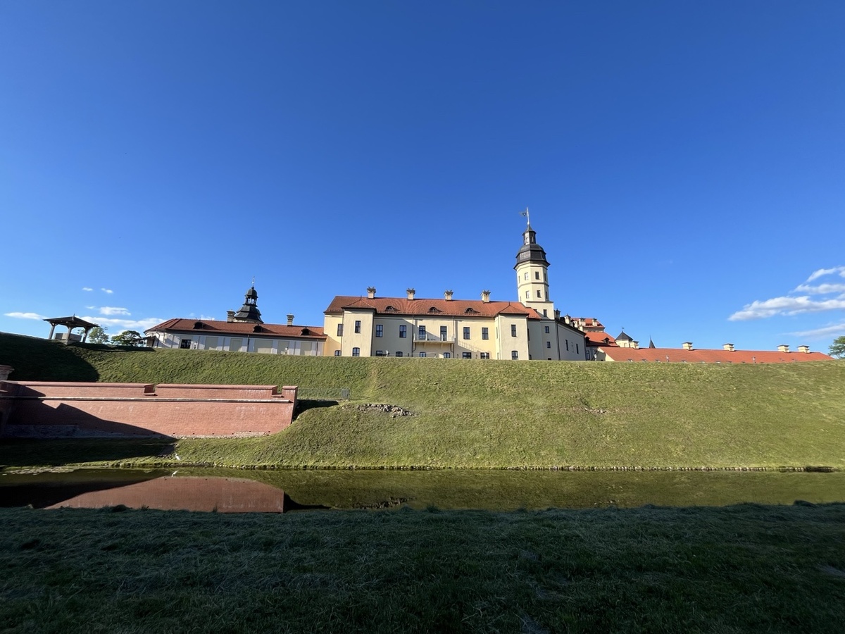 Внешний вид замка Несвиж в Белоруси. Фото автора