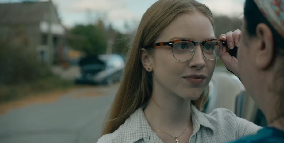 кадр из сериала «Извне» (From), 4 сезон, 9 серия «The Calm Before». Студия: MGM+ / Epix. Скриншот сделан лично для обзора. Все права на сериал принадлежат MGM+.