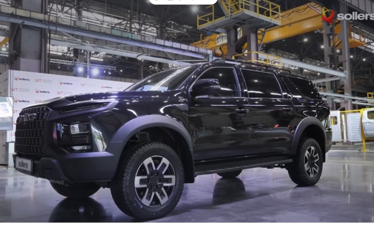 Рамный внедорожник Sollers S9 . Скрин ролика корпоративного сайта sollers-auto.com