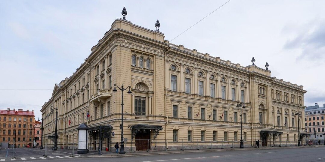 В Петербурге запретят дублирование заявок на включение зданий в реестр памятников