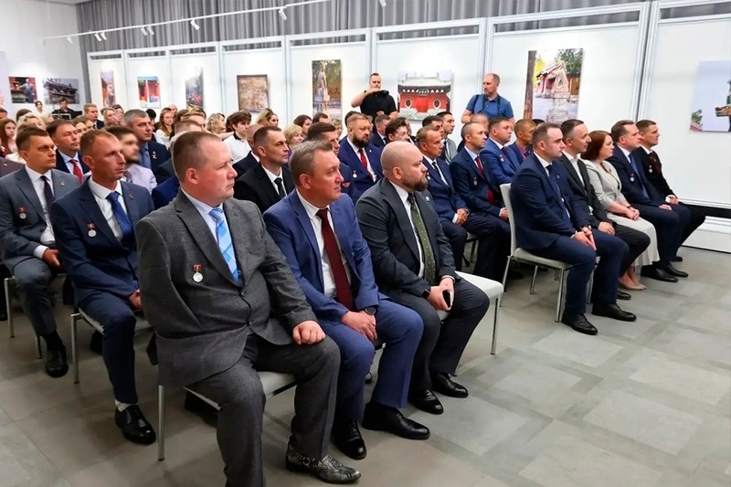    Учебу по программе "Современное публичное и корпоративное управление" прошли 35 участников спецоперации