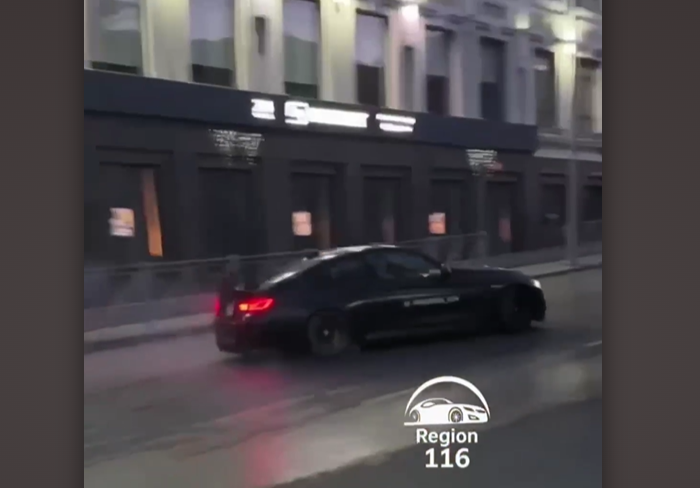 Лихача на BMW нашли через соцсети: гонки попали на видео