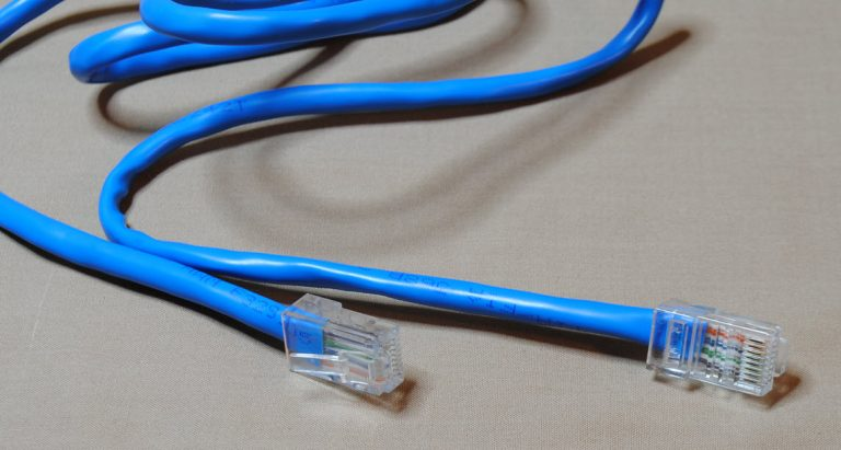 Кабель с разъемами RJ45