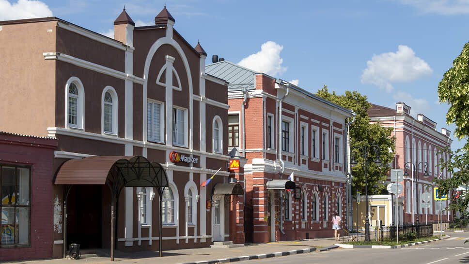 Павловск имеет статус моногорода — населенного пункта, экономика которого зависит от нескольких градообразующих предприятий. Для привлечения инвестиций в городе создана Территория опережающего развития (ТОР) «Павловск» — экономзона со льготными налоговыми условиями, где открываются новые производства и логоцентры..📷Фото: Егор Снетков / Коммерсантъ