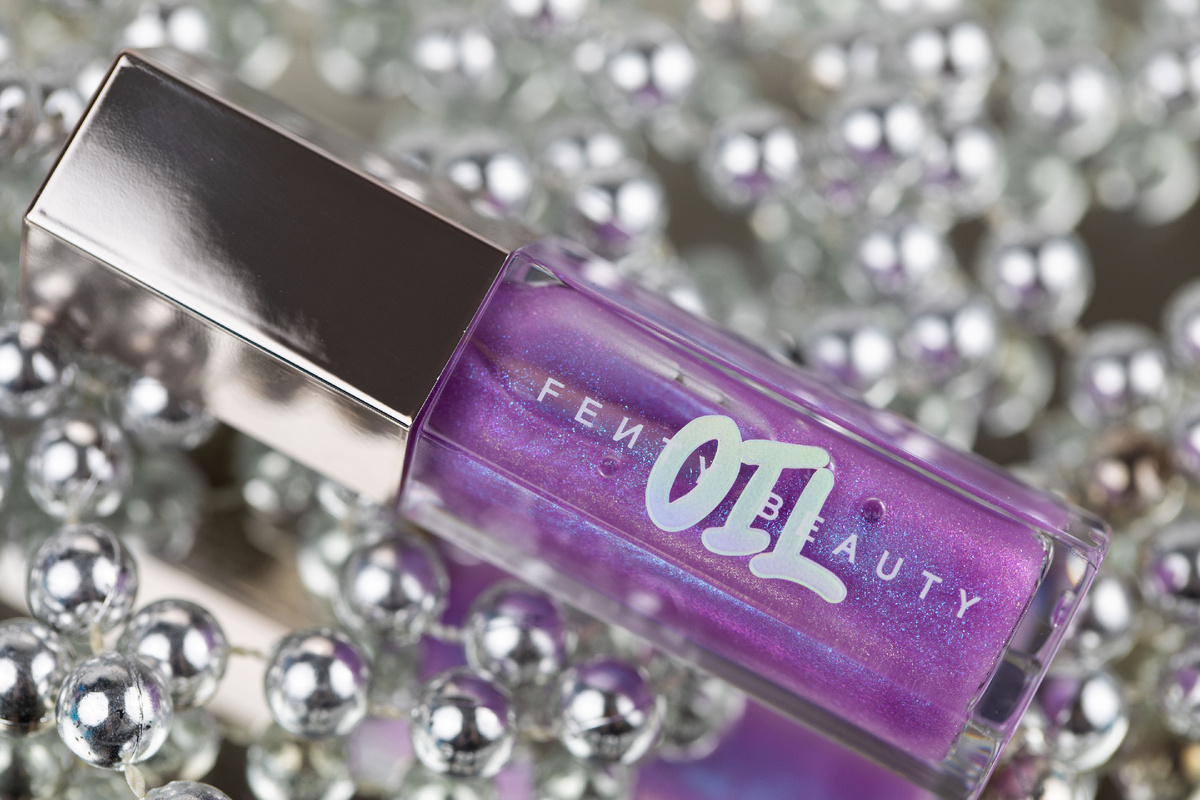 Масло-блеск для губ Fenty Beauty Gloss Bomb Oil 