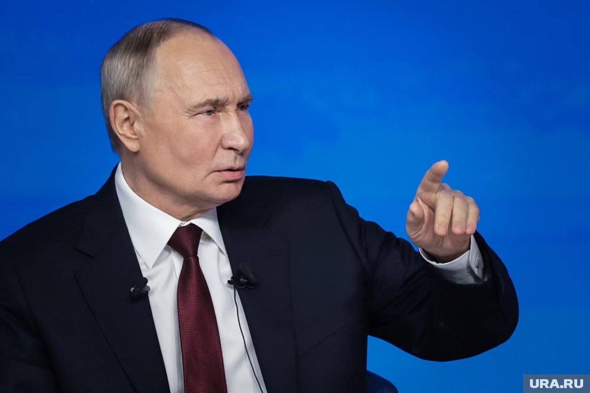     Спрос за сроки и качество работы над новыми самолетами будет высоким, заявил Владимир Путин