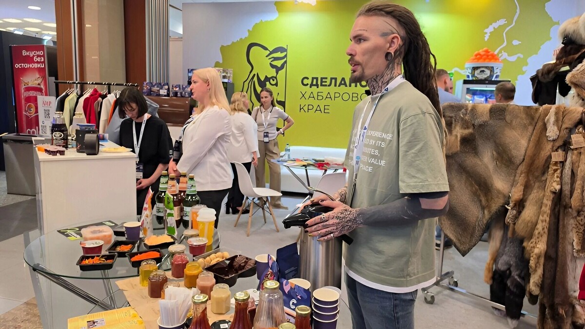    Павильон.   Пресс-служба губернатора и правительства Хабаровского края