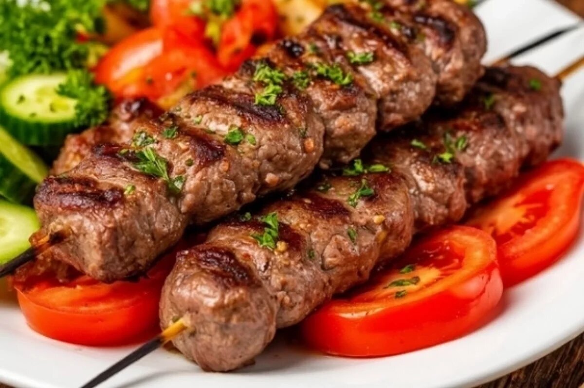    Врач рассказала, почему мясо нужно есть только с овощами и зеленью