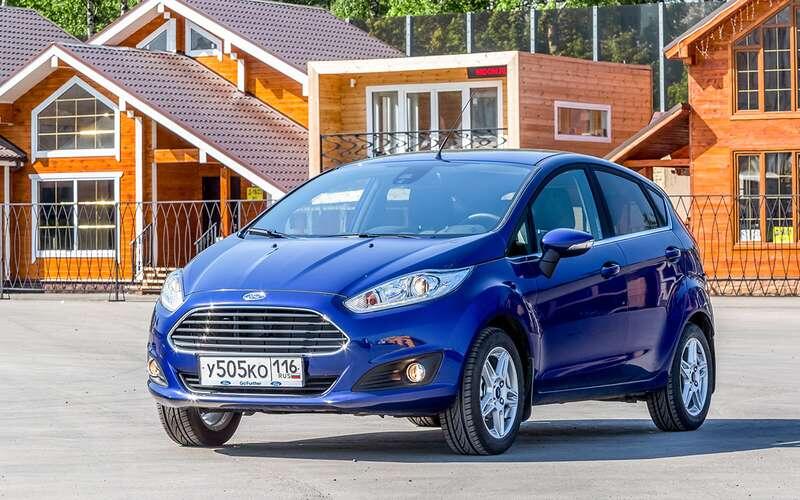 Ford FiestaFord Fiesta (2008–2019)
📷
