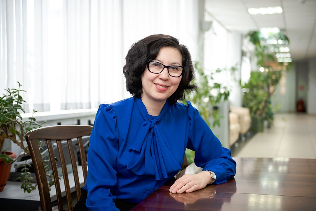 Профессор ХФ ТГУ Ирина Курзина