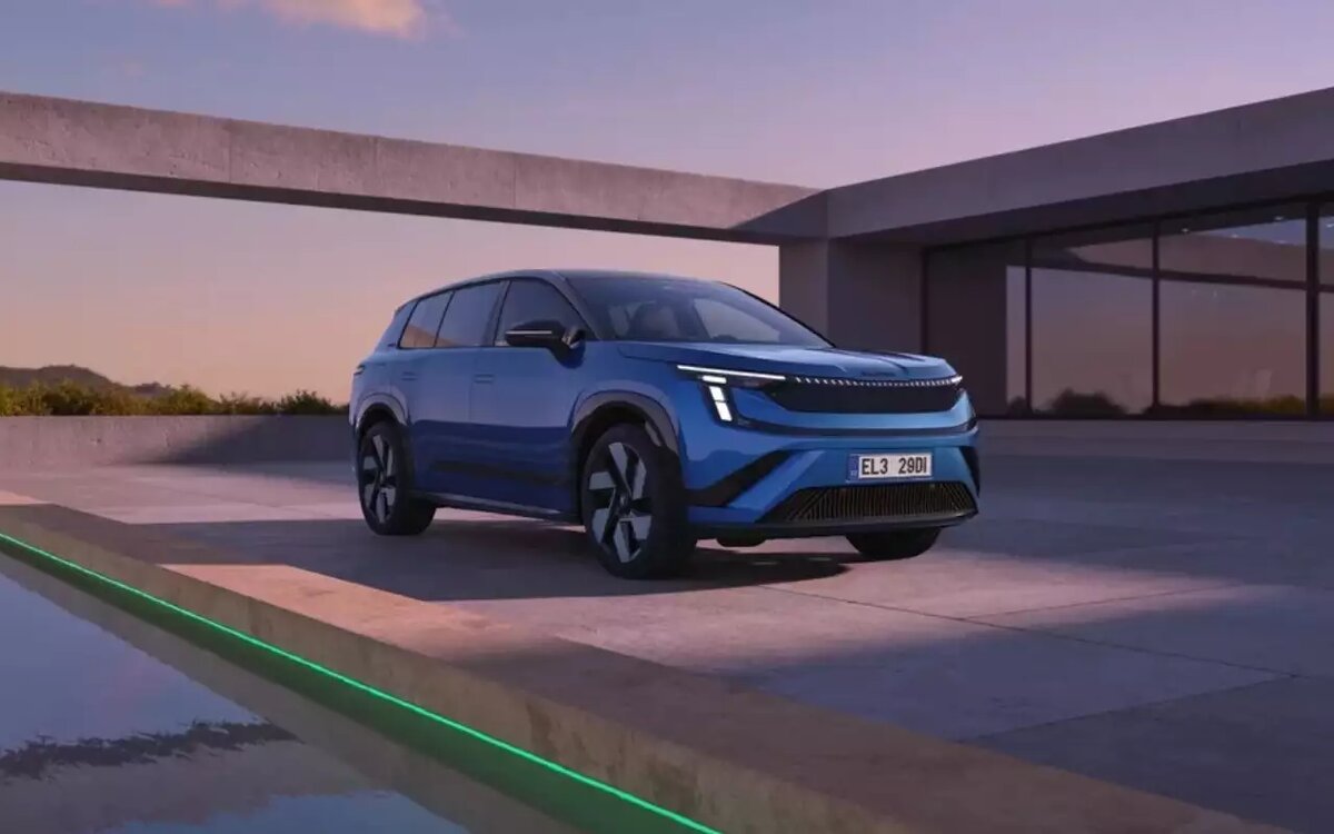 Skoda представила свой самый крупный кроссовер: он не похож на предыдущие моделиПредставлен новый семиместный кроссовер Skoda Peaq с запасом хода до 640 км
📷
📷
📷

