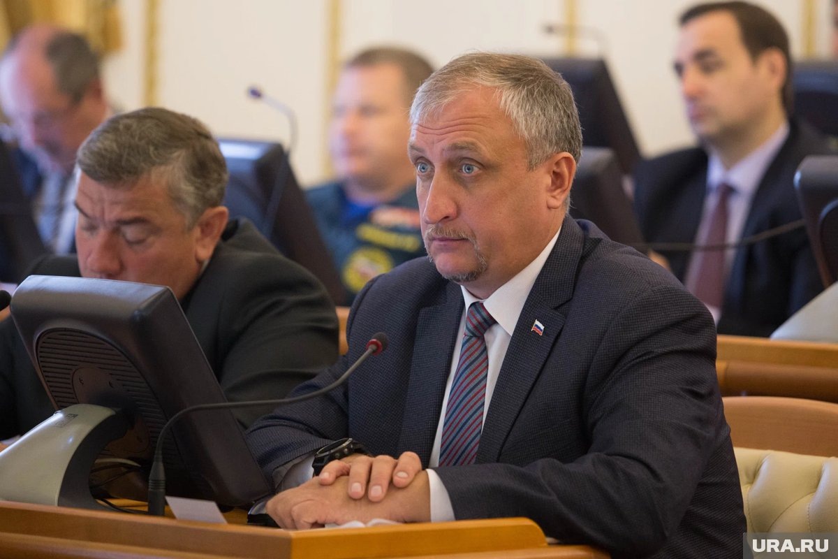    Константинов работал в должности замгубернатора с 2015 по 2018 годы