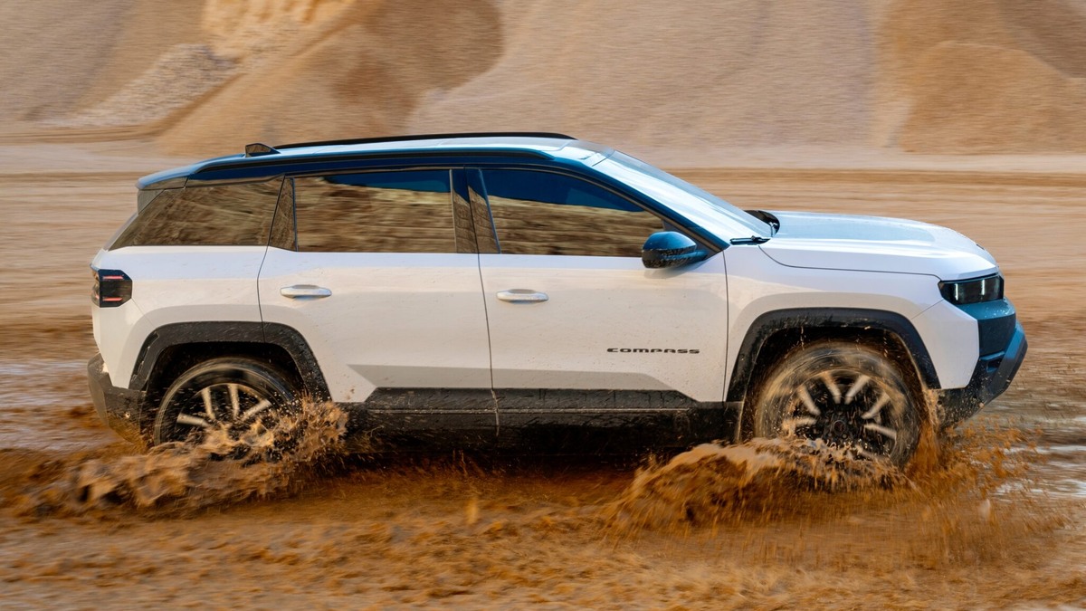 Новый Jeep Compass 4xe: самый мощный электромобиль бренда в истории