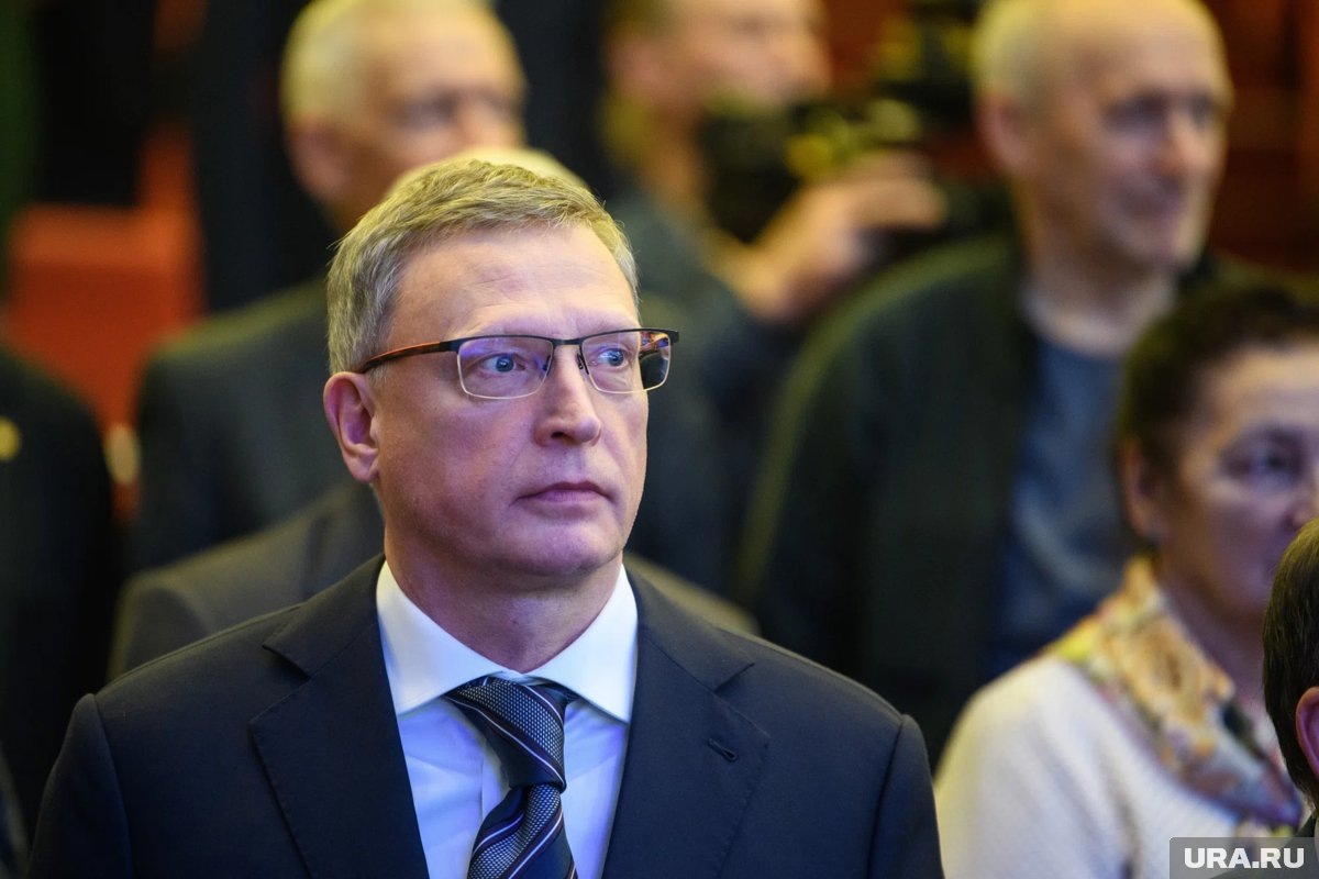     К Александру Буркову в последнее время приковано много внимания