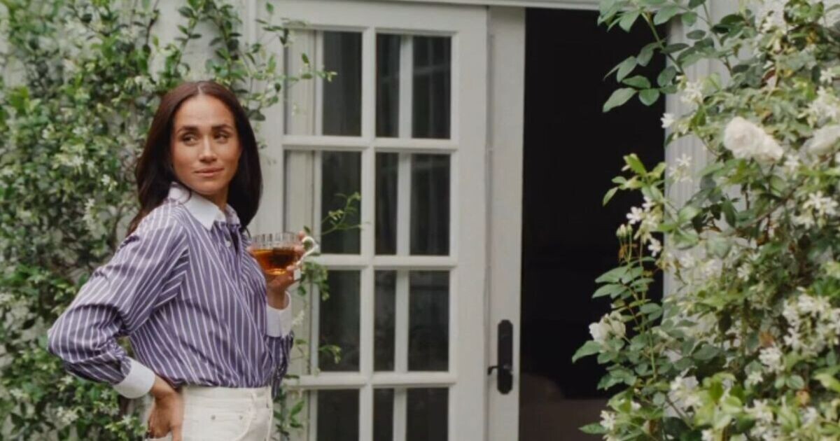 Кадр нового рекламного ролика бренда As ever https://www.express.co.uk/news/royal/2221192/meghan-markle-savaged-as-ever-video