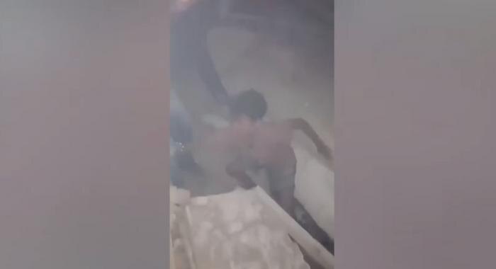В Венесуэле из-под завалов обрушившегося здания спасли троих детей. Обложка © Facebook (признан экстремистской организацией и запрещён на территории Российской Федерации) / Actualidad Noticia