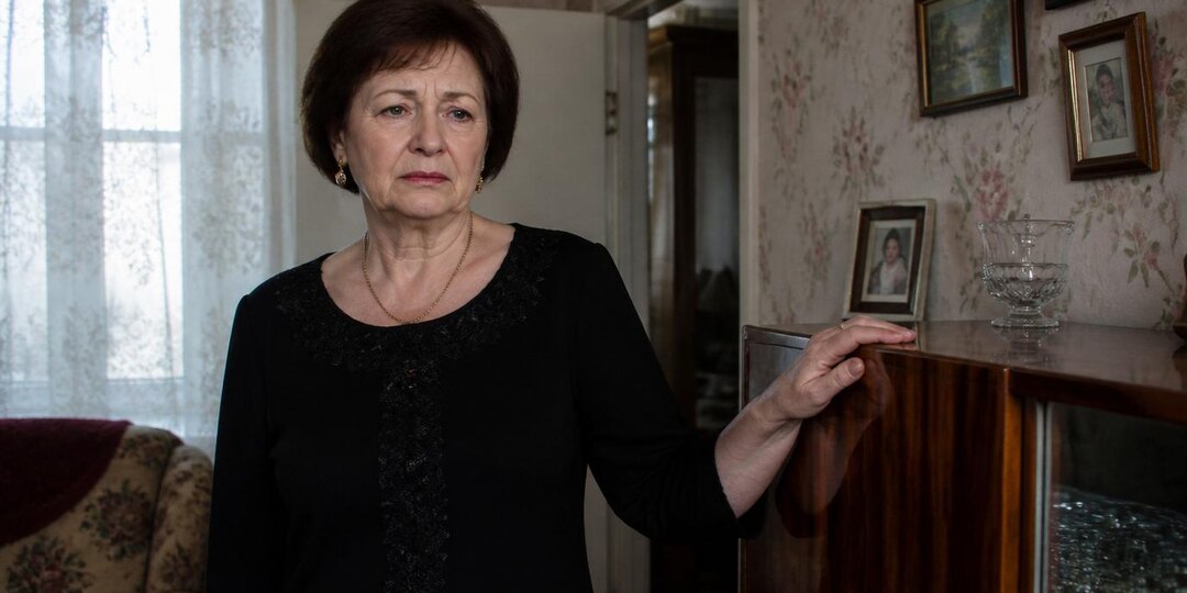 «Мам, ну тебе же тяжело одной в трёшке! Мы просто хотим помочь!»