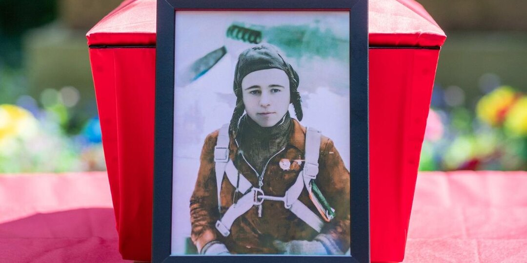 В Петербурге захоронили останки лётчика, погибшего в 1943 году