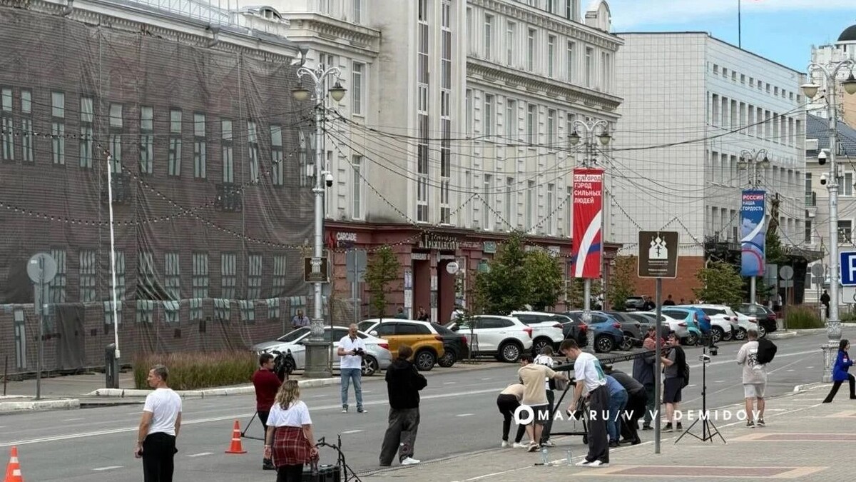    В Белгороде перекрыли центр города из-за съемки фильма   t.me/v_v_demidov