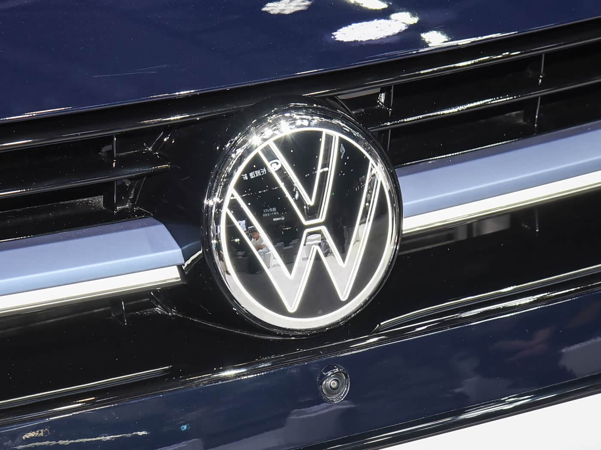 FAW-Volkswagen вывел на рынок 2 новых гибридных автомобиля