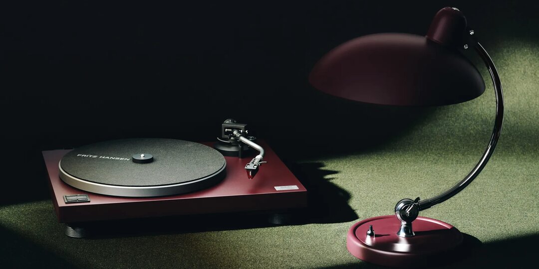Technics и Fritz Hansen: лимитированная коллаборация для ценителей винила и дизайна