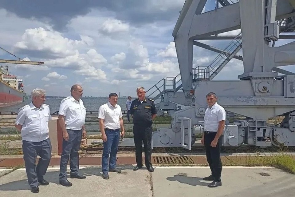    Заместитель руководителя Ространснадзора Евгений Юдин посетил Мариуполь. Фото: Ространснадзор