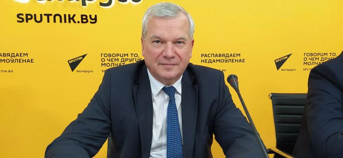 Торговый представитель Российской Федерации в Республике Беларусь Юрий Золотарев
© Sputnik