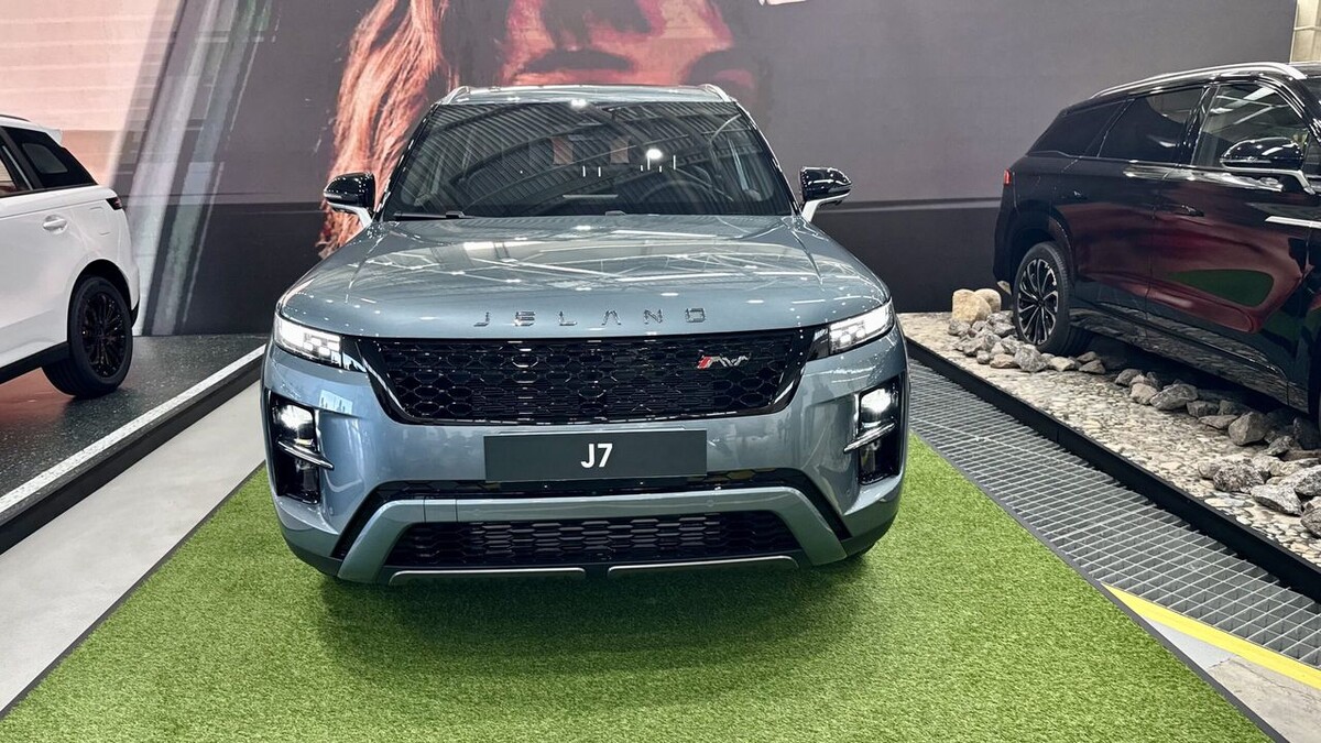   Jaecoo J7. Фото Иван Бахарев / «Автоновости дня»