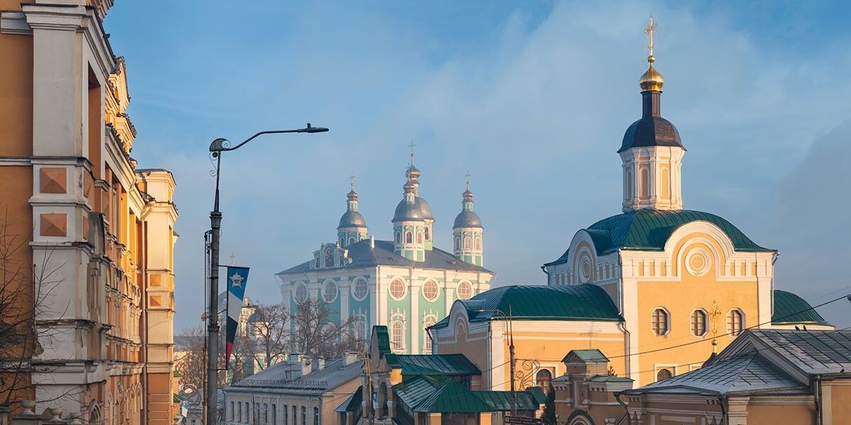 Неожиданно для всех Смоленск превратился в город-мем. Источник: Ula Ulachka / Shutterstock / FOTODOM📷
