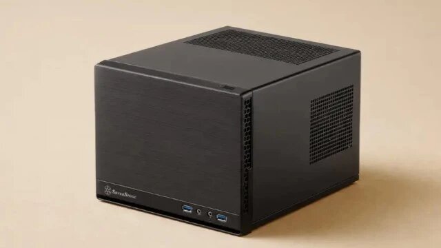 Французский магазин жестко потроллил Valve за Steam Machine, выпустив более мощный ПК за схожие деньги