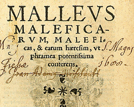 Титульный лист «Молота ведьм» (Malleus Maleficarum), кёльнское издание 1520 года. Public domain. 