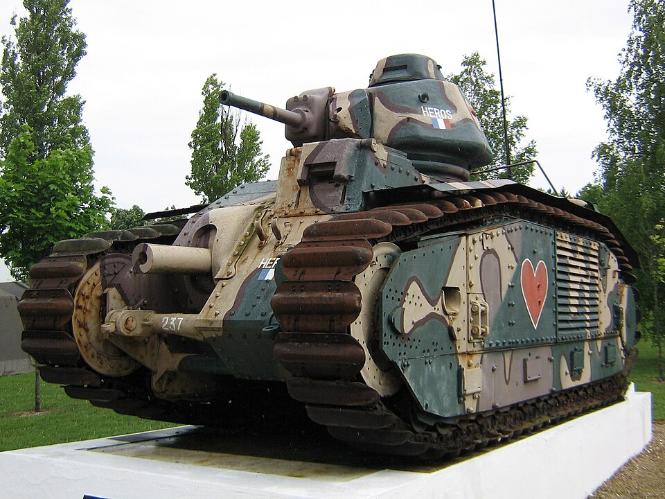 Char B1 был хорош для своего времени, но к середине 30-х он устарел в качестве тяжёлого танка. Фотография в свободном доступе.