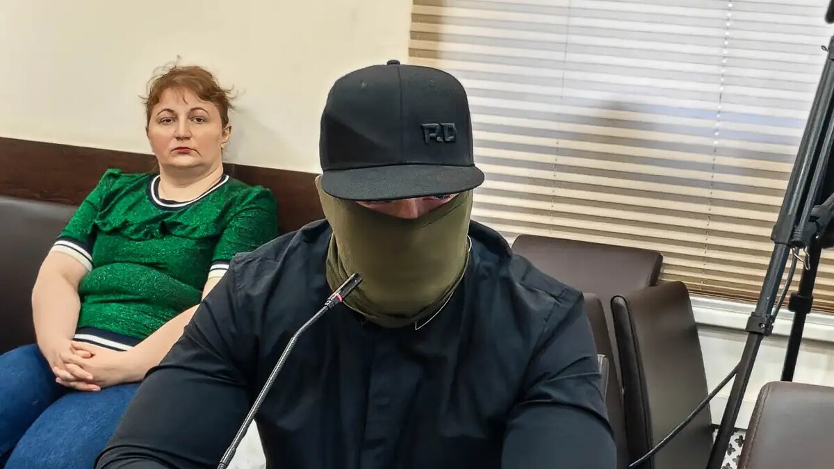    Человек, назвавшийся Николаем, автор эксперимента с «Рогами и Копытами», участник круглого стола «Ридуса» © Ridus.ru