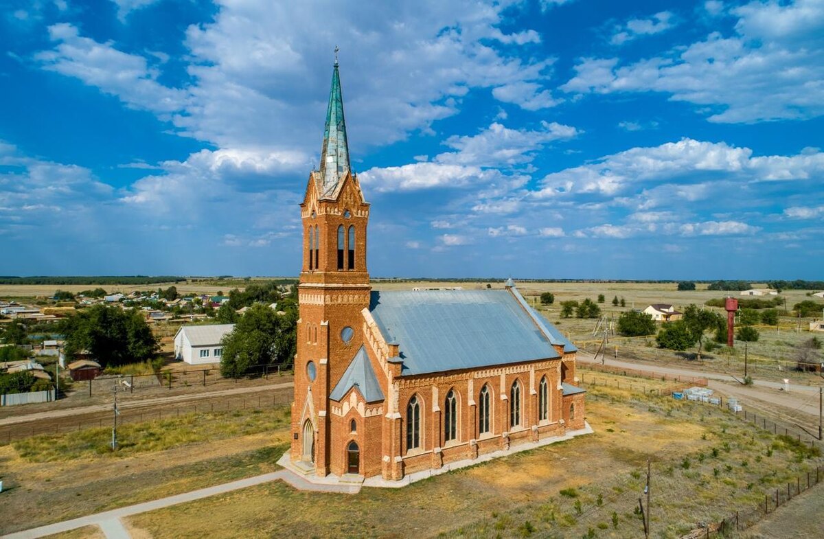 Лютеранская церковь в селе Верхний Еруслан, фото: Администрация Старополтавского района