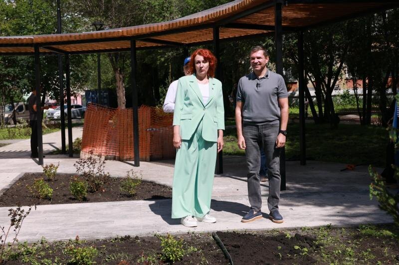 В новом сквере Челябинска познакомят с северной ходьбой