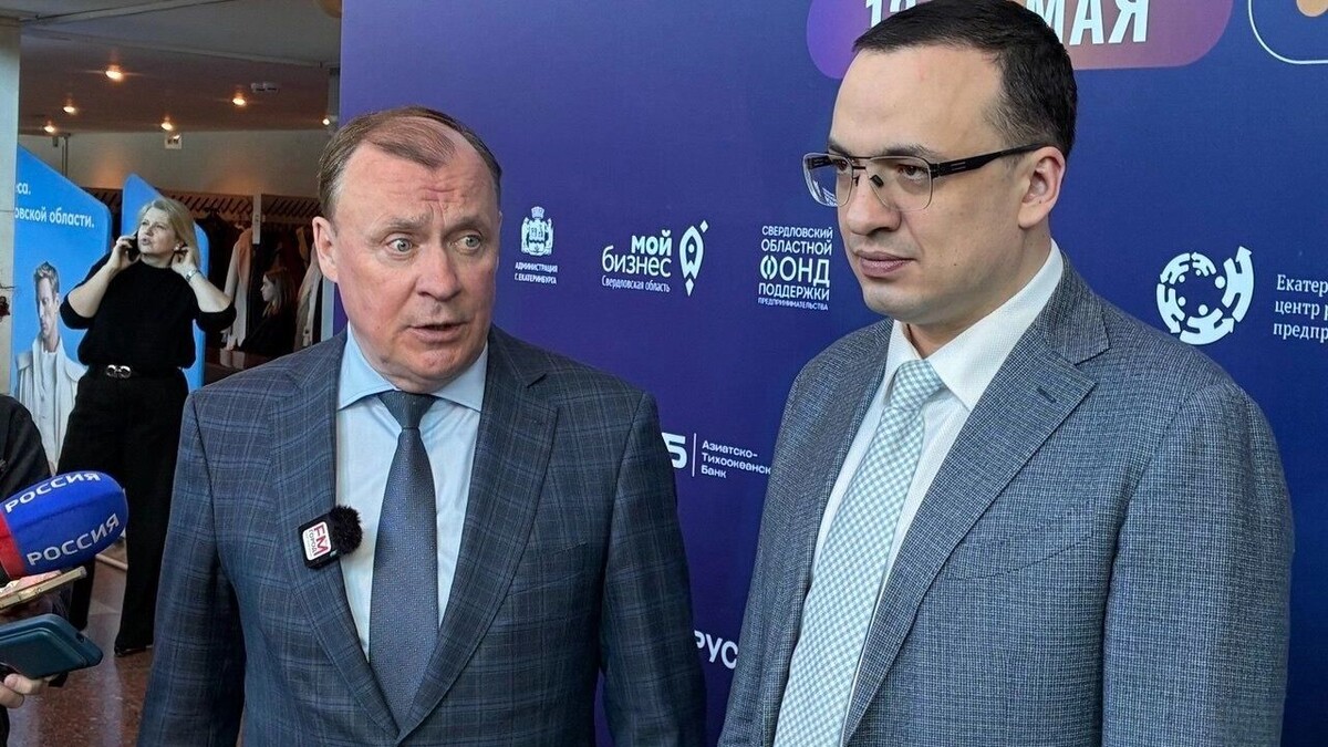    Глава Екатеринбурга Алексей Орлов (слева) продолжает формирование своей команды   Алена Полозова / tagilcity.ru