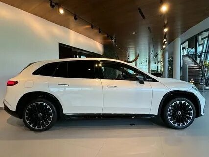 Почему Mercedes-Benz EQS SUV называют S-Class среди электрокроссоверов