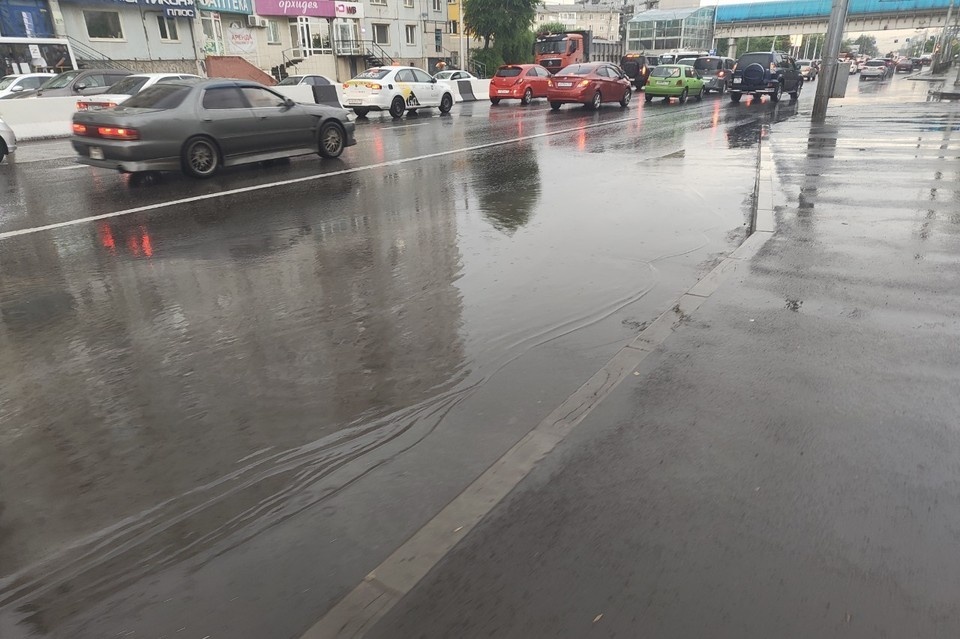   Анна КОМАРОВА