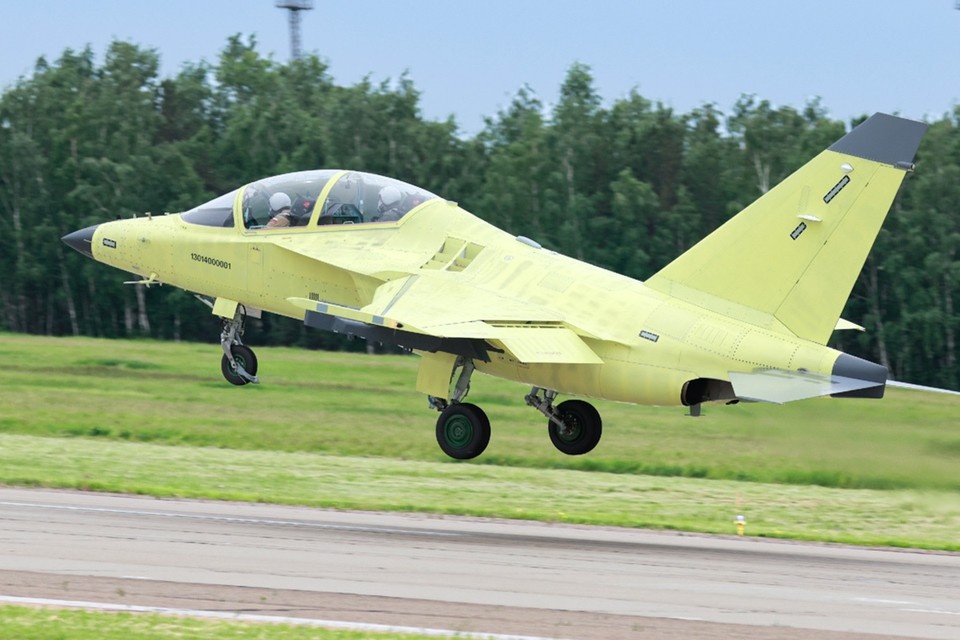    Як-130М. Фото: Объединенная авиастроительная корпорация