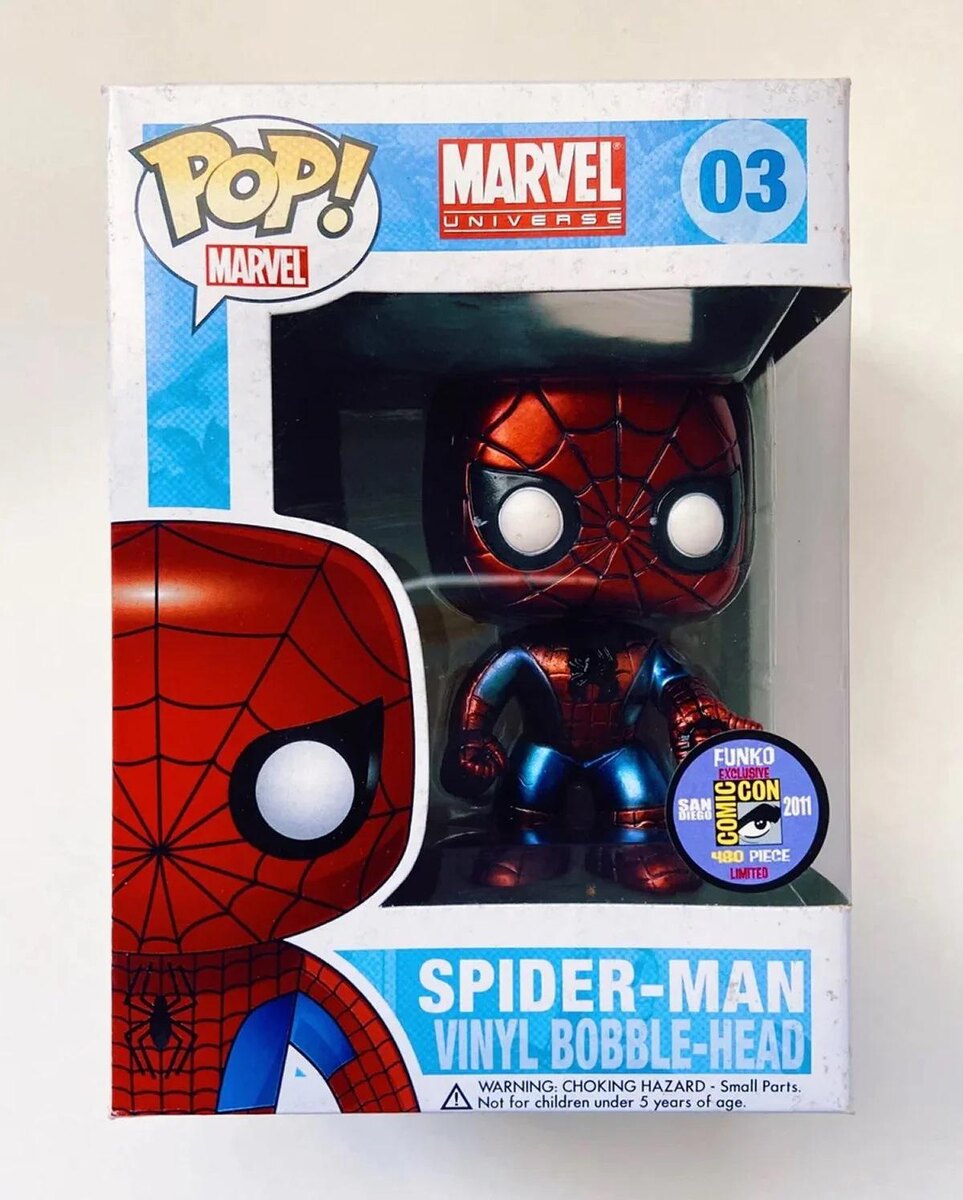 funko.com📷Человек-паук из металлического хрома с выставки Comic-Con в Сан-Диего в 2011 году