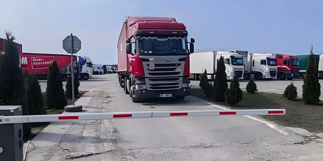 Свыше 700 авто ожидают въезда в ЕС перед выходными