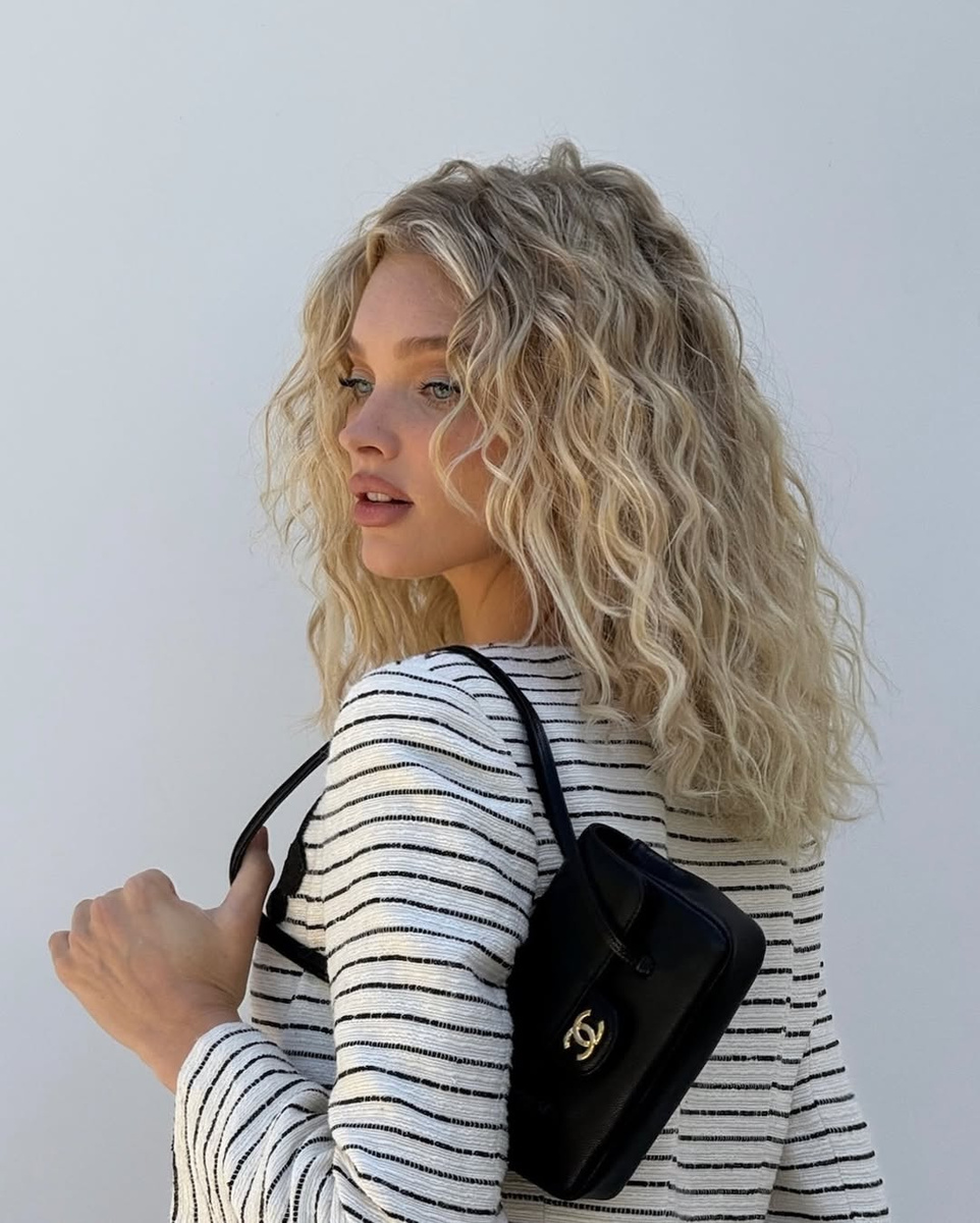    @hoskelsa