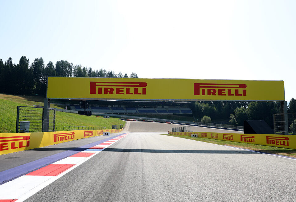    Трансляция первой тренировки Гран При Австрии Формулы 1Pirelli