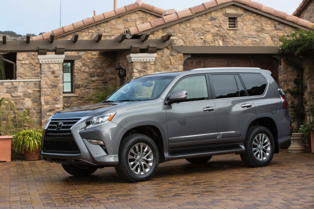    Lexus GX460. Фото gaywheels.com